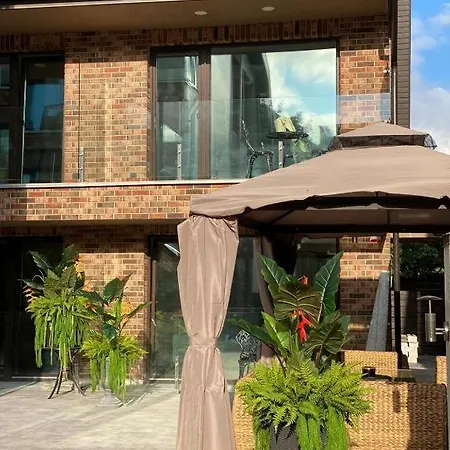 Cozy Апартаменты *